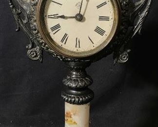 NEW HAVEN Brass Clock Stand