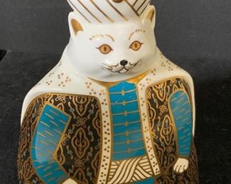 ROYAL CROWN DERBY Vintage Royal Cats Figural