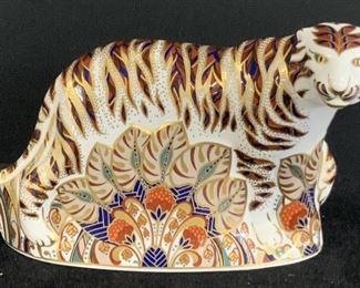 ROYAL CROWN DERBY Vintage Bengal Tiger Figural