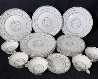 Partial Set 18 BERNARDAUD LIMOGES FRANCE Chinaware