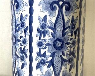 aSIAN Chinoiserie Ceramic Umbrella Stand