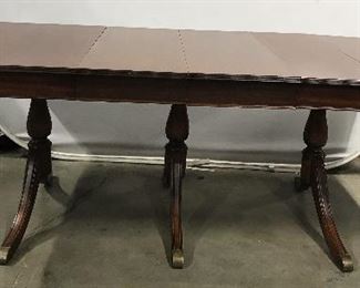 Vintage Split Leaf Triple Pedestal Dining Table