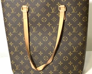 LOUIS VUITTON Monogram Canvas Tote Bag