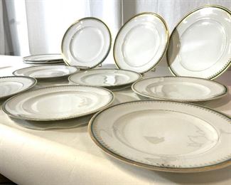 SET 13 PIRKEN HAMMER Porcelain Dinner Plates