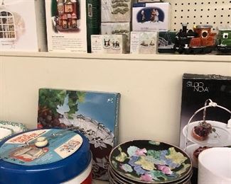 Red/White Blue Food Saver & Dept 56