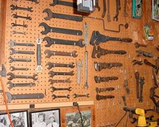 Collections of vintage hand tools, such as full set of wooden handle pipe wrenches