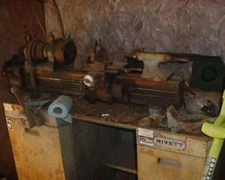 Old heavy duty lathe