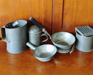 Tin Kitchen Tools (5)