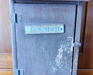 Primitive Wall Mounted Decorative Mail Box