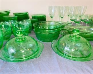 Green depression glass Georgian Lovebirds 