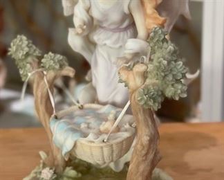 Seraphim Classics Leanne Nurturing Heart Angel Sculpture	8x7x4.5in	HxWxD
