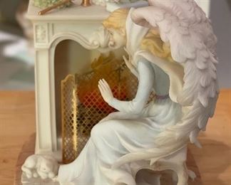 Seraphim Classics Kendall Heavenly Warmth Angel Sculpture	7x6x6	HxWxD
