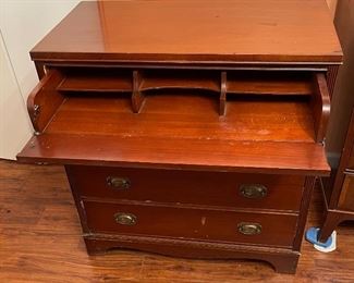 Vintage Permacraft dresser/desk	34x33x18in	HxWxD
