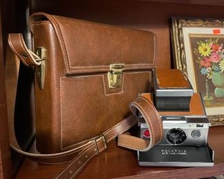 Polaroid SX-70 Land Camera w/ Case		
