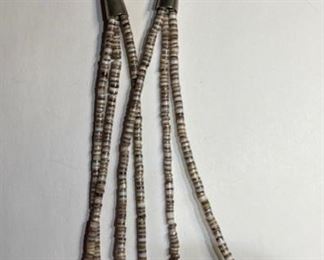 Native American Vintage Zuni Fetish Necklace 3-Strand		
