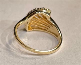 14k Gold 7 Diamond Ring SZ 5	14k	
