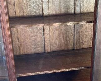 Antique Oak Curved Glass Curio Cabinet	59.5x46x16in	HxWxD