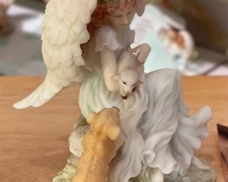 Seraphim Josephine Celebration of Peace Angel Sculpture	5x4x4.5in	HxWxD
