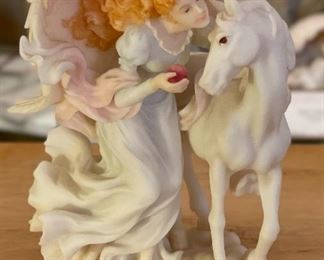 Seraphim Sierra Natures Haven Angel Sculpture 7.5x5x5in HxWxD