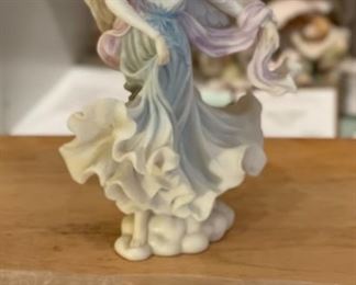 Seraphim I Hope You Dance Angel Sculpture	7.5x5x4.5in	HxWxD
