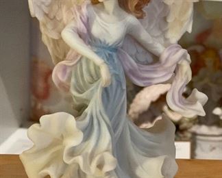 Seraphim I Hope You Dance Angel Sculpture	7.5x5x4.5in	HxWxD
