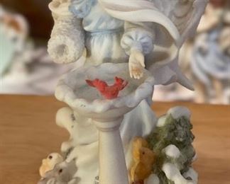 Seraphim Crystal Winter Reverie Angel Sculpture	8x6x5in	HxWxD
