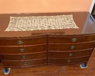 Rway Vintage 8-Drawer Dresser 36x60x21.5in HxWxD