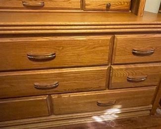 Oak dresser w/ Shelf	73x67x20in	HxWxD
