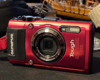 Olympus Stylus TG-3 Tough 16MP Digital Camera