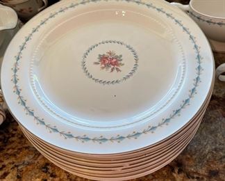 60+ piece Harmony House Mount Vernon China Set		