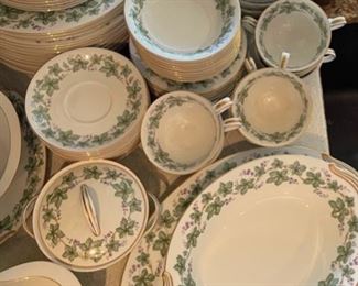 Noritake MADERA China Set		
