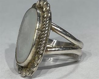 Native American Mother of Pearl Sterling Silver Ring	1	