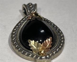 Coleman C.Co Black Hills 10k Gold Onyx Pendant 10k/.925