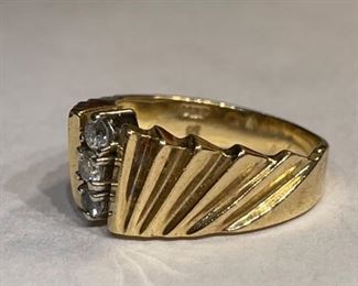 14k Gold & Diamond Ring SZ 6.75 14k