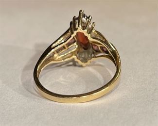 10k Gold, Garnet & Diamond Ring SZ 7.25	10k	
