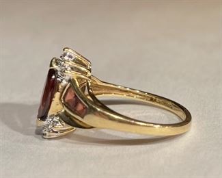10k Gold, Garnet & Diamond Ring SZ 7.25 10k