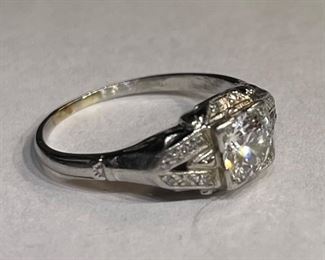 Antique Art Deco Platinum Diamond Engagement Ring SZ 5.5	PT	
