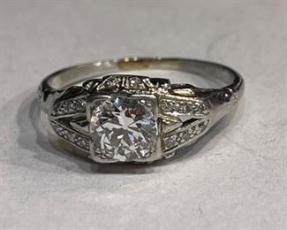 Antique Art Deco Platinum Diamond Engagement Ring SZ 5.5	PT	
