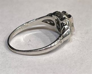 Antique Art Deco Platinum Diamond Engagement Ring SZ 5.5	PT	
