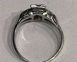 Antique Art Deco Platinum Diamond Engagement Ring SZ 5.5	PT	
