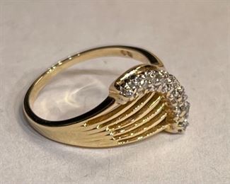 14k Gold 7 Diamond Ring SZ 5	14k	
