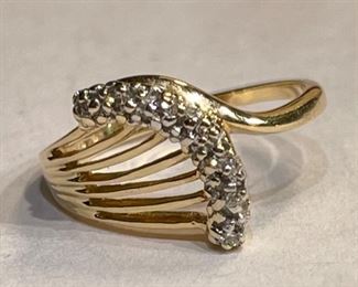 14k Gold 7 Diamond Ring SZ 5 14k