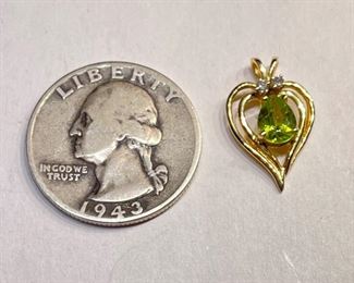 14k Gold Peridot & Diamond Heart Pendant	14k	
