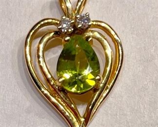 14k Gold Peridot & Diamond Heart Pendant 14k
