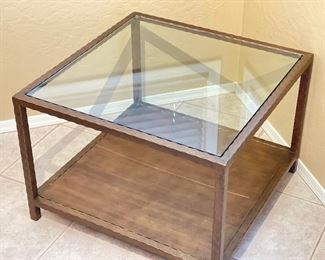 #1 Bronze Finish Glass top Metal Frame End Table	21x30x30in	HxWxD
 
