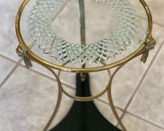 Gold Frame Glass Top Pedestal Table	19x14x14in	HxWxD
