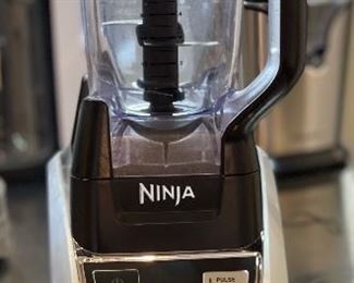 Ninja Blender BL688 30		
