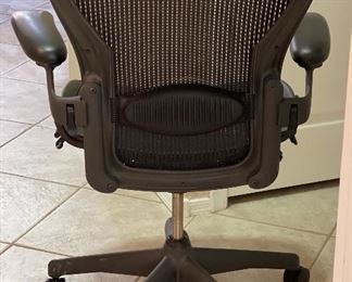 Herman Miller Aeron Chair Black	Size C. 43x28x26in	HxWxD
