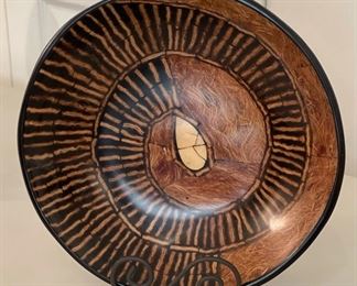 Ethnic Wood & Epoxy  Decor Disc/Bowl Small	2.5in H x 12.5in Diameter	
