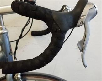 Raleigh R-500 Road Bike